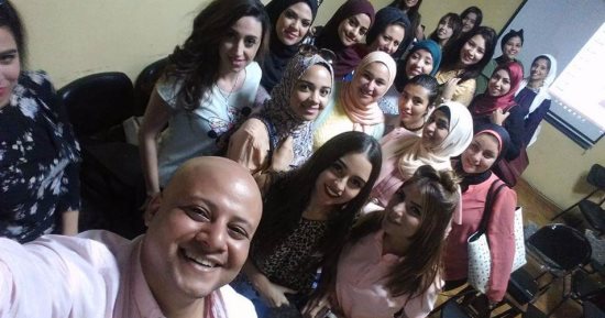 اجعلى من نفسك "ملكة للأناقة" .. اعرفى شروط المسابقة "الحجاب مش ممنوع"