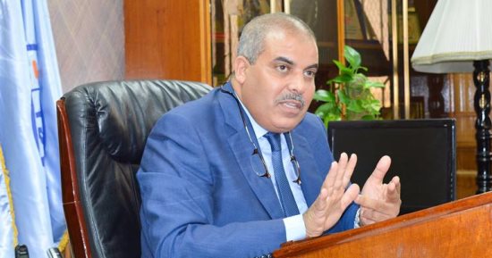 وقف مسئولى إدارة مستشفى الزهراء الجامعى عن العمل وتحويلهم للتحقيق