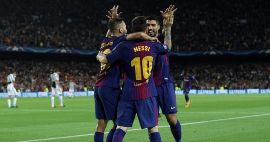 ميسى وسواريز فى هجوم برشلونة بموقعة حسم التأهل أمام أولمبياكوس
