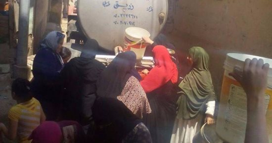 عزبة الهاويس فى المنصورة تشكو من انقطاع مياه الشرب منذ شهر رمضان