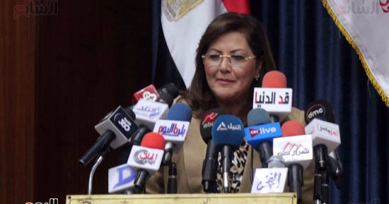 بالصور.. وزيرة التخطيط: نحتاج إلى تطبيق اللامركزية على أسس قوية