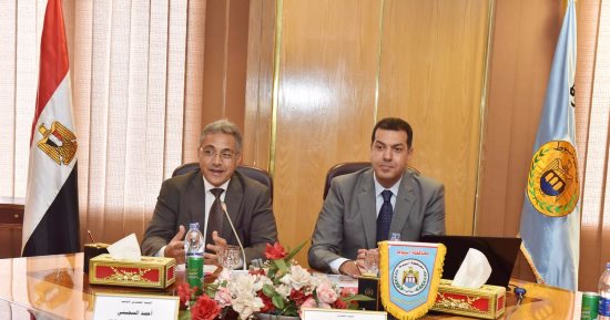 بالصور .. محافظ أسيوط يستقبل لجنة الادارة المحلية بمجلس النواب