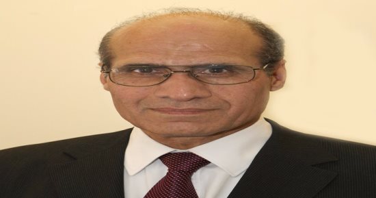 قيادى بالمعارضة الإيرانية: روحانى وخامنئى يتصارعان على السلطة