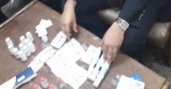 جمارك المطار تحبط محاولة تهريب أدوية سرطان بنصف مليون جنيه قادمة من تركيا
