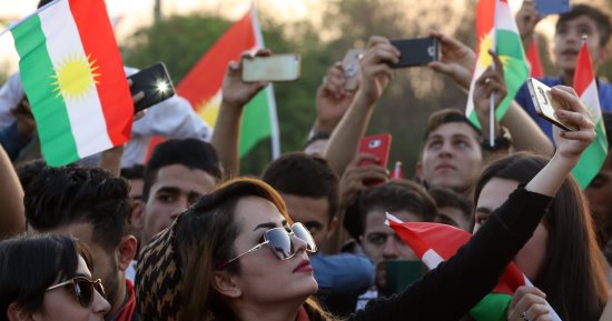 كردستان تعرض على بغداد تجميد الاستفتاء ووقف إطلاق النار والبدء فى الحوار