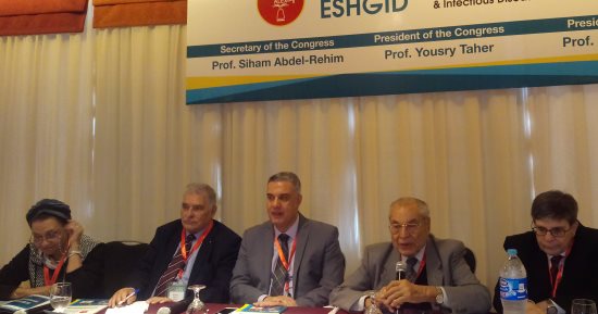 بالصور.. وكيل "صحة الإسكندرية": عالجنا 30 ألف مريض بفيروس C فى 8 مراكز