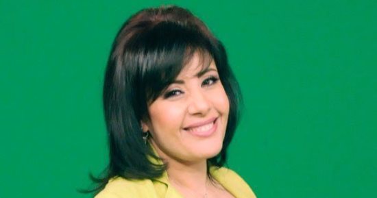 سحر نوح تهدى أغنية أنشودة الفن بصوتها لملتقى رائدات السينما فى حفل ختامه