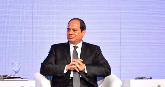   وفد إعلامي يغادر الي نيويورك لتغطية زيارة الرئيس السيسي فى الامم المتحدة