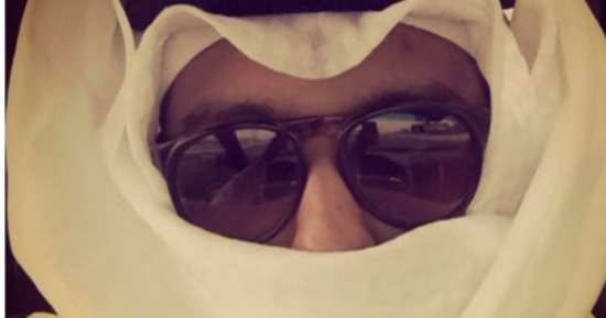 رواد "تويتر" يسخرون من خاصية بصمة الوجه فى الآيفون الجديد بكوميكسات