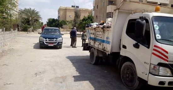 "مجلس العريش " ينهى شكاوى المواطنين بالضاحية والساحل من تراكم القمامة