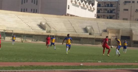 انطلاق مباراة الشرقية وكهرباء الإسماعيلية 