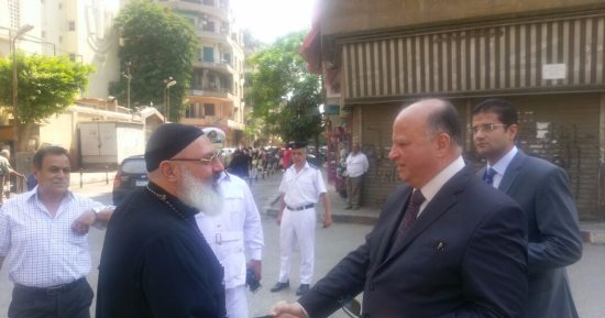 بالصور.. مدير أمن القاهرة يتفقد تأمين الكاتدرائية ويلتقى مسئولين كنسيين