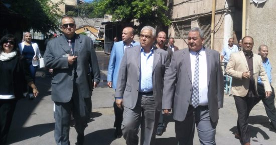 رئيس "القابضة الكيماوية" يتفقد مطابع محرم ويعتمد تطويرها بـ10 ملايين جنيه