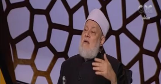على جمعة: بعض صور بورما مزيفة.. وتحرض الشباب على الانضمام لداعش