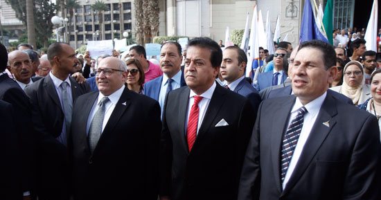 وزير التعليم العالى يوجه بضرورة تحقيق الانضباط بالجامعات خلال أول يوم دراسة