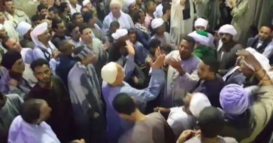 بالصور.. محبو ومريدو "جلال السيوطى" يحتفلون بالليلة الختامية لمولده