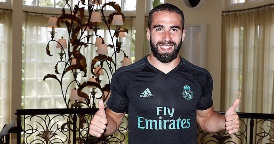 ريال مدريد يعلن تجديد عقد كارفخال حتى 2022