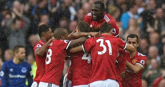 فيفا يمنح الأندية 8530 دولارا يوميا عن كل لاعب يشارك فى كأس العالم