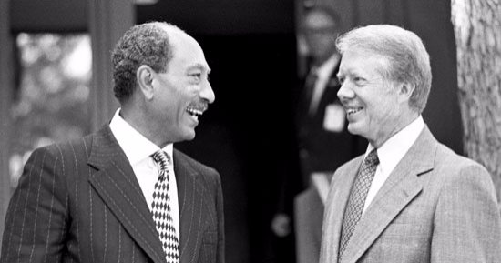  سعيد الشحات يكتب: ذات يوم.. 17 سبتمبر 1978.. «كامل» بعد توقيع «كامب ديفيد»: «كارتر ابن كذا وكذا».. والسادات يرد: «أصلك مش سياسى يا محمد»
