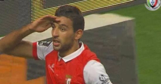 شاهد.. كوكا يقود براجا للفوز على فيتوريا بثنائية بالدورى البرتغالى