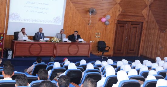 "تمريض كفر الشيخ" تحتفل بتخريج أولى دفعاتها بحضور رئيس الجامعة