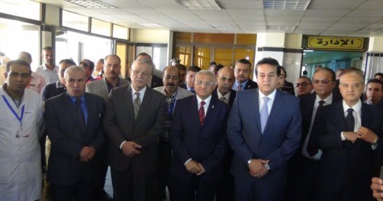 بالصور.. تفاصيل زيارة وزير التعليم العالى لجامعة المنيا