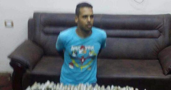 حبس عاطل ضبط بحوزته 146 لفافة بانجو و119 تذكرة هيروين فى الدقهلية