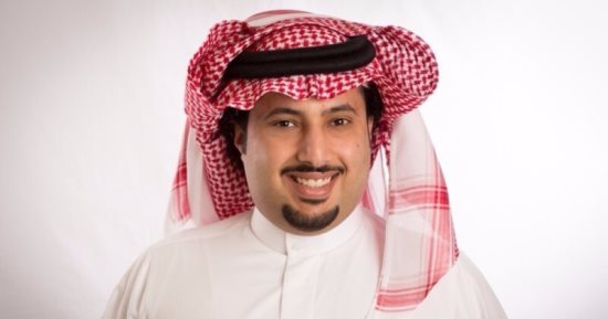 السعودية تلزم محللي المباريات عبر التلفزيون بارتداء الجلباب 