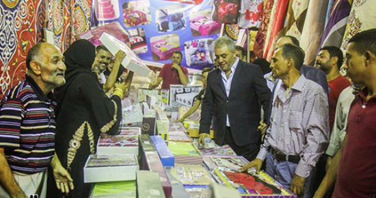 تسكين 362 بائعًا بسوق أحمد حلمى وفتح 20 منفذًا للمصانع والشركات