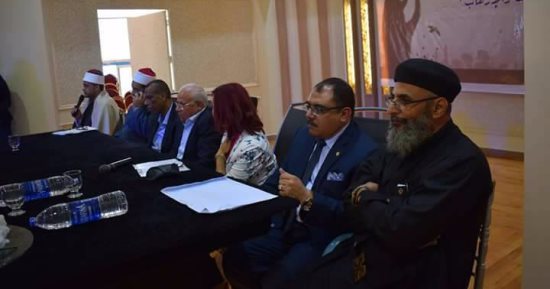 بالصور..محافظ بورسعيد بمؤتمر "قومى المرأة": للمرأة دور كبير فى صناعة السلام