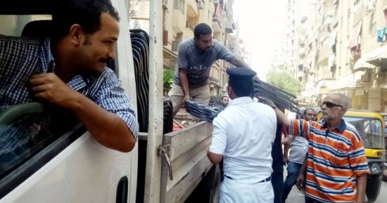 حى السلام أول يشن حملة لرفع الإشغالات وأخرى للرقابة على المخابز