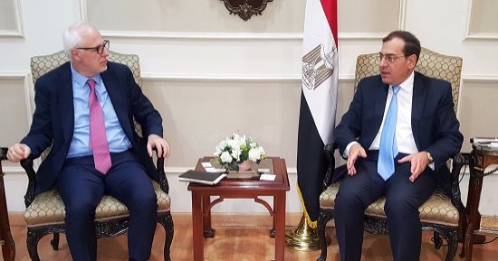 وزير البترول يلتقى مدير الطاقة بـ"البنك الدولى" لمناقشة المشروعات الممولة منه