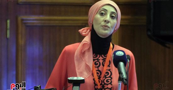 بالصور.. أستاذة طب وقائى بتونس تتهم اليوم الدراسى بالمسئولية عن الإصابة بأمراض القلب