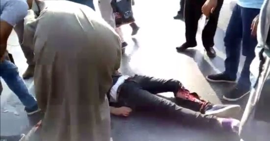 بالفيديو.. إصابة 3 أشخاص فى حادث مرورى بشارع التسعين الشمالى بالتجمع