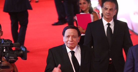 مهرجان الجونة يمنح عادل إمام جائزة الإنجاز الإبداعى