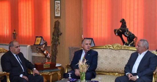 وصول وزير الرى لمحافظة الشرقية لافتتاح عدد من المشروعات 