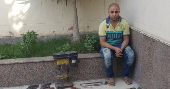 سقوط صاحب ورشة حدادة وراء تصنيع الأسلحة البيضاء بورشة فى البساتين