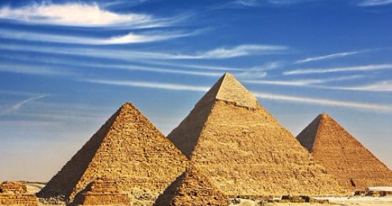 كيف بنى الهرم؟ سؤال لا يموت.. دراسة حديثة تكشف تفاصيل نقل الأحجار من طرة