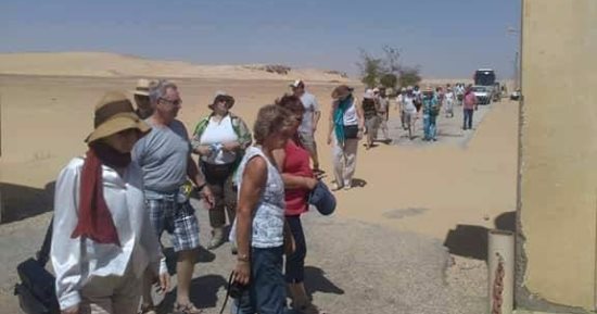 بالصور .. وفد ألمانى يزور منطقة تونا الجبل الأثرية بالمنيا