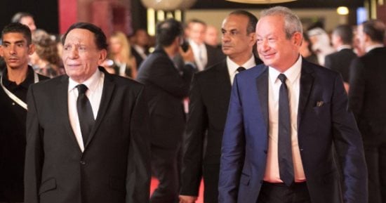 نجيب ساويرس ينشر صورة مع عادل إمام.. ويعلق: الزعيم حبيبى