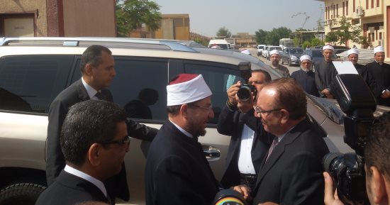 وزير الأوقاف من بنى سويف: 48 مليونا و200 ألف جنيه إجمالى صكوك عيد الأضحى