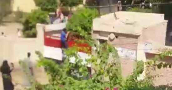 قارئ يرصد هروب الطلاب من مدرسة السناوى فى الشرقية مع بداية العام الدراسى