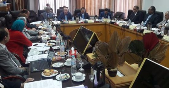 محافظ بورسعيد: للجامعة دور هام فى تأهيل الكوادر التعليمية بالمدارس