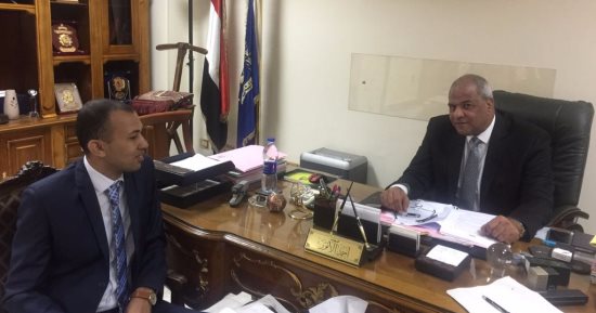 مساعد وزير الداخلية للجوازات والهجرة والجنسية: سحب الجنسية ممن يثبت انضمامه لجماعة إرهابية بحكم قضائى.. اللواء أحمد الأنور :"أبوتريكة" غير مدرج على قوائم الترقب.. وصافيناز تعمل بتصريح شهرى يجدد