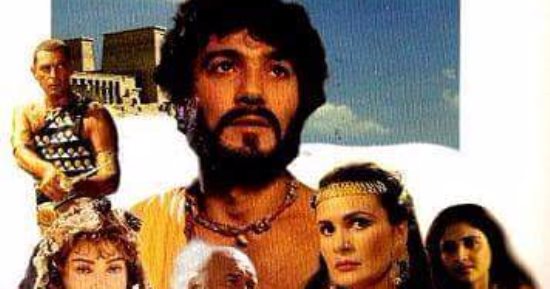 خالد النبوى يحيى ذكرى عرض فيلم "المهاجر" ويمتدح يوسف شاهين