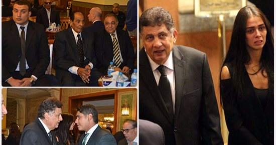 المشير طنطاوى ومحمود طاهر وأبو هشيمة ونجوم الفن والرياضة فى عزاء زوجة مصطفى عبده