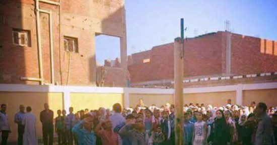 بالصور.. فى الأسبوع الأول من العام الدراسى.. مشاكل بالجملة فى المدارس
