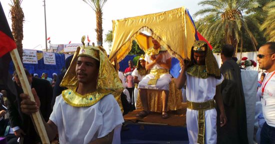 بالفيديو والصور.. عروض نيلية فى احتفالية اليوم العالمى للسياحة بمعبد كوم أمبو