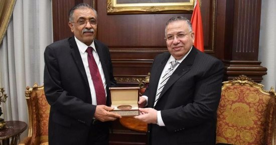 نائب رئيس البرلمانى اليمنى: مصر السند الأكبر لقضايا الأمة العربية