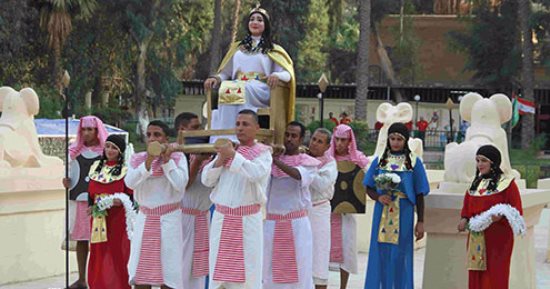 بالصور.. متسابقات ملكة جمال السياحة يحتفلن باليوم العالمى للسياحة بالقرية الفرعونية